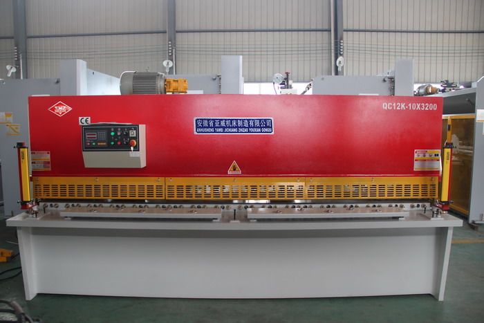 10 3200 with front light guard.jpg