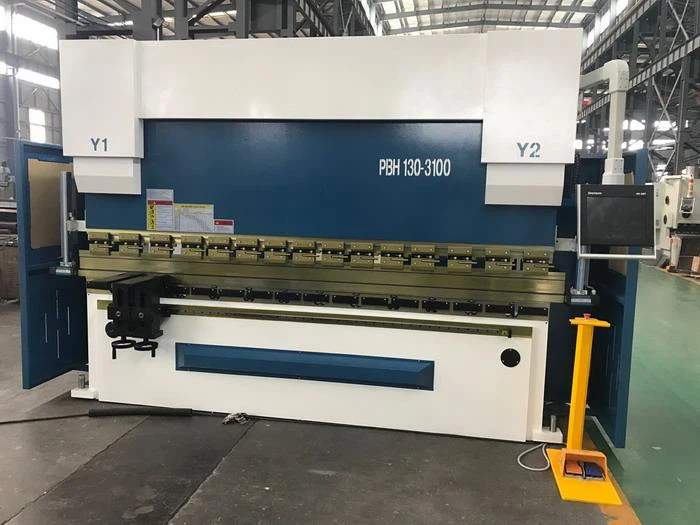 Máy ép CNC Yawei PBH 130T3m Trung Quốc Phanh 4 trục