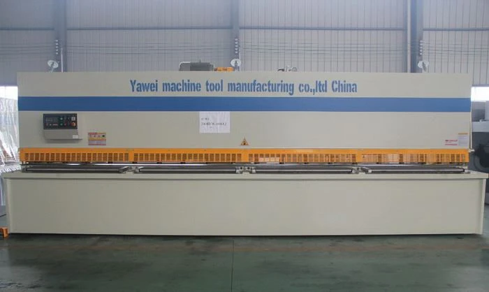 Máy cắt tấm Yawei AHYW 6M của Trung Quốc
